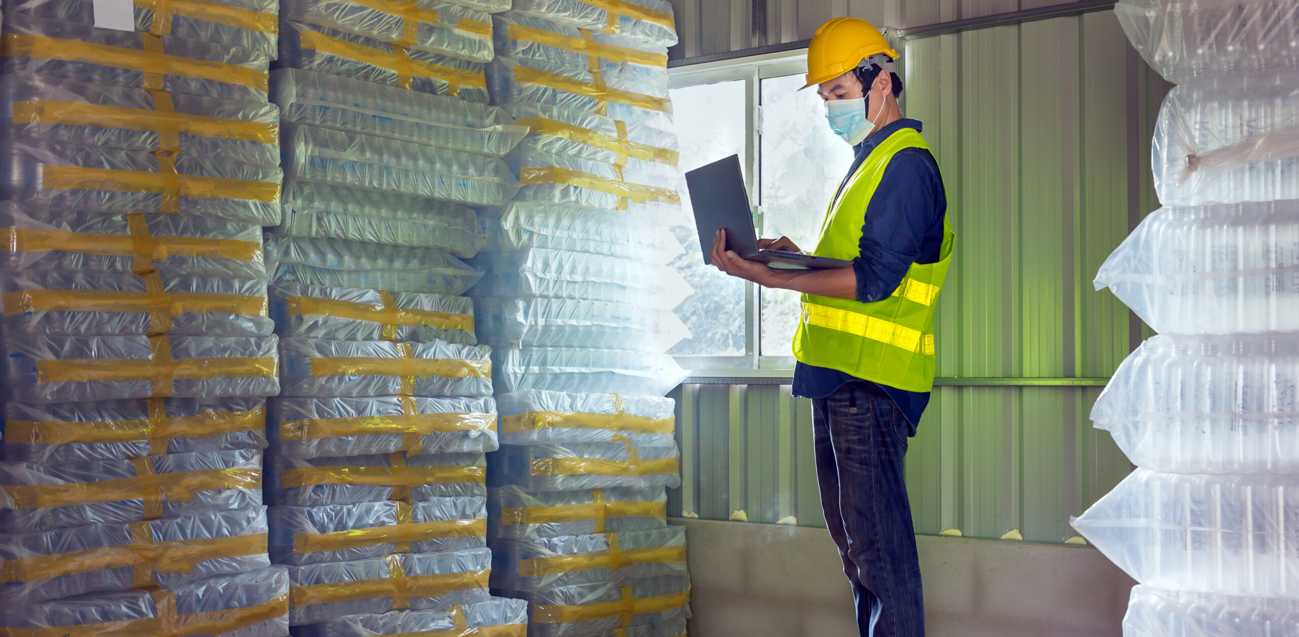 How Does an Innovative Plastic Product Manufacturer Make Your Job Easier?